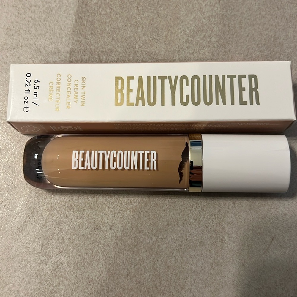 Beautycounter Skin twin creamy concealer